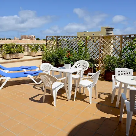 Amoros Hotel