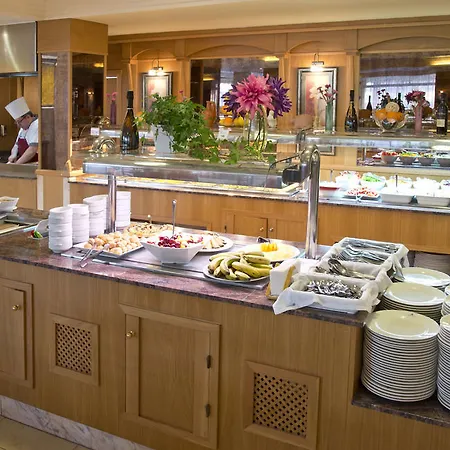 Amoros Hotel 3*